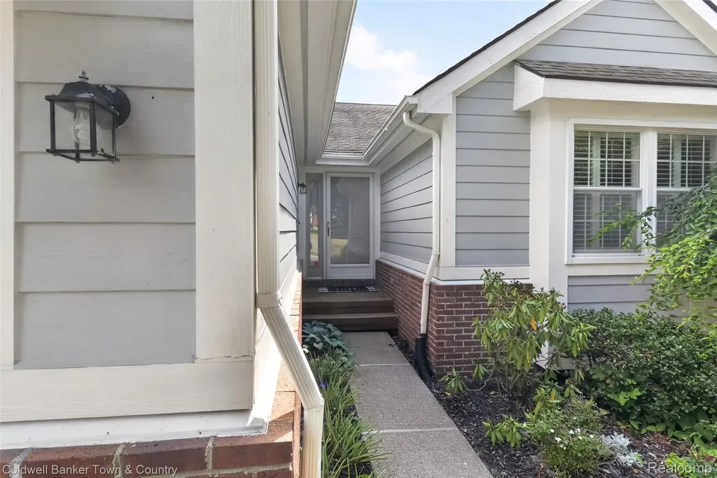 41703 Kirkwood Drive Novi City MI 48377