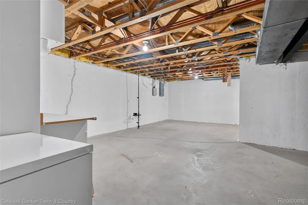 41703 Kirkwood Drive Novi City MI 48377