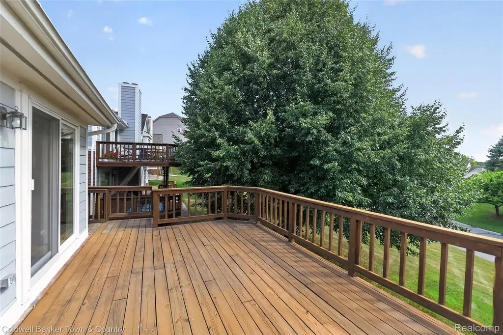 41703 Kirkwood Drive Novi City MI 48377