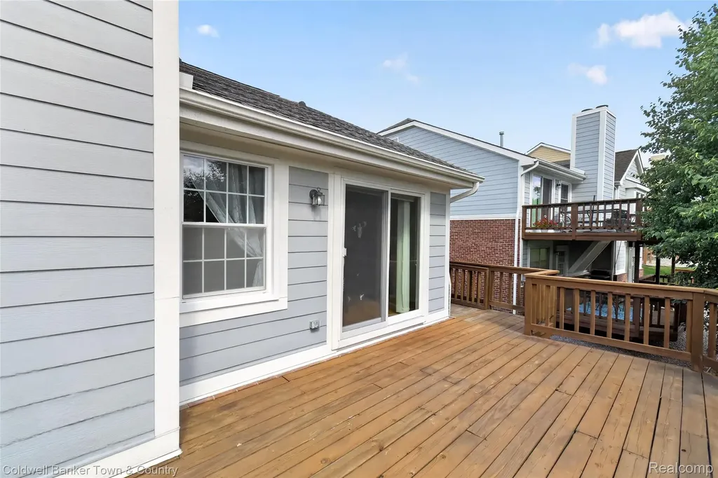 41703 Kirkwood Drive Novi City MI 48377