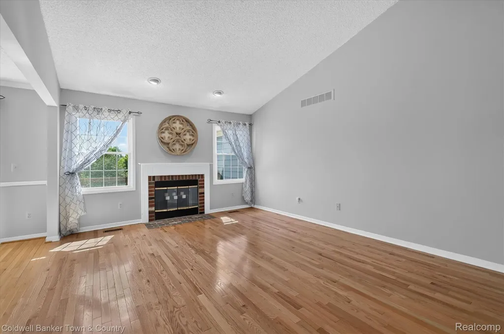 41703 Kirkwood Drive Novi City MI 48377