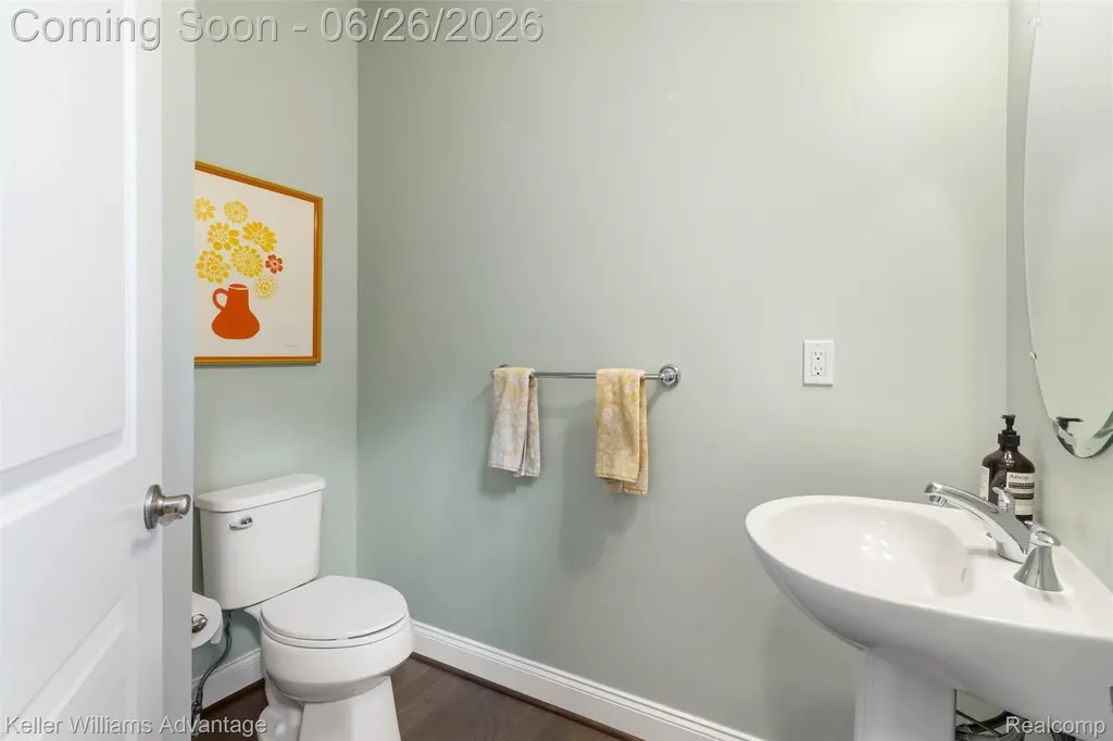 23822 Seminole Trail Novi City MI 48375