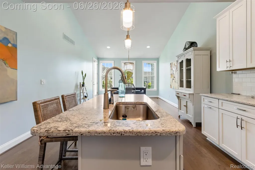 23822 Seminole Trail Novi City MI 48375