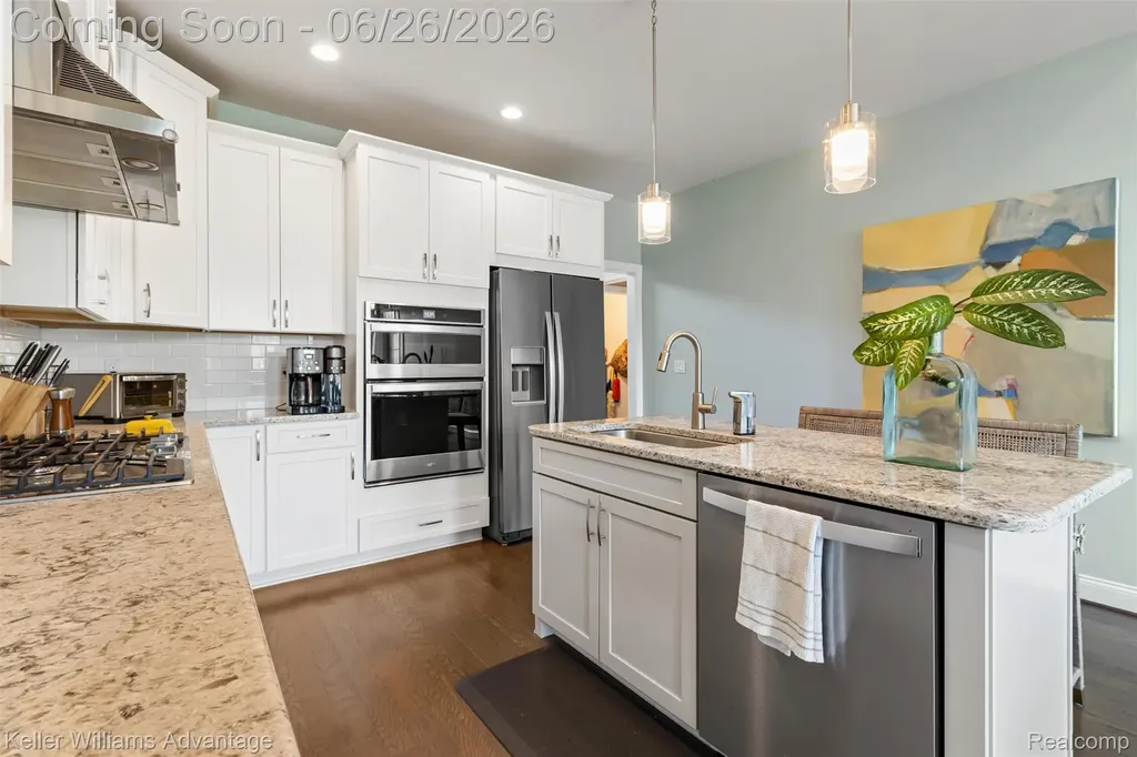 23822 Seminole Trail Novi City MI 48375