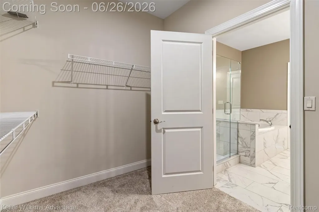 23822 Seminole Trail Novi City MI 48375