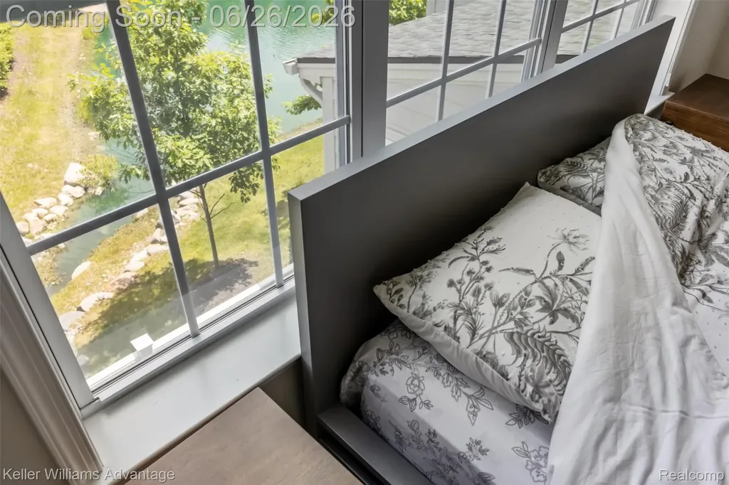 23822 Seminole Trail Novi City MI 48375
