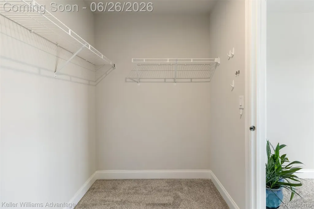 23822 Seminole Trail Novi City MI 48375