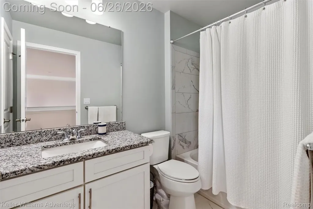 23822 Seminole Trail Novi City MI 48375