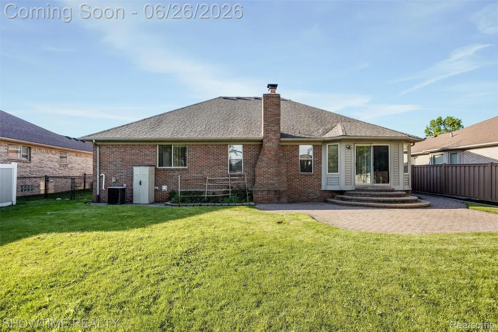 15854 Candle Drive Macomb Township MI 48042
