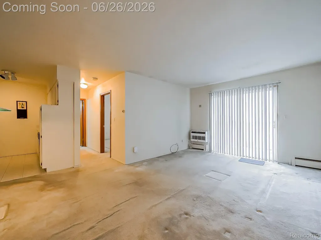 32125 Beaconsfield Street Roseville City MI 48066