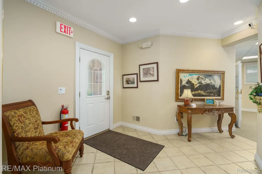 206 E Liberty Street Milford Village MI 48381