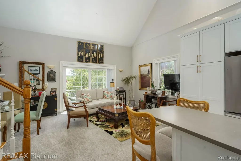 206 E Liberty Street Milford Village MI 48381