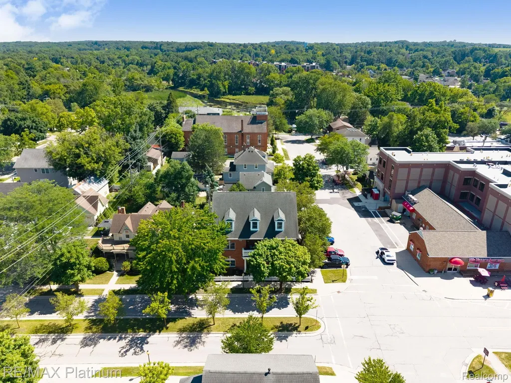 206 E Liberty Street Milford Village MI 48381