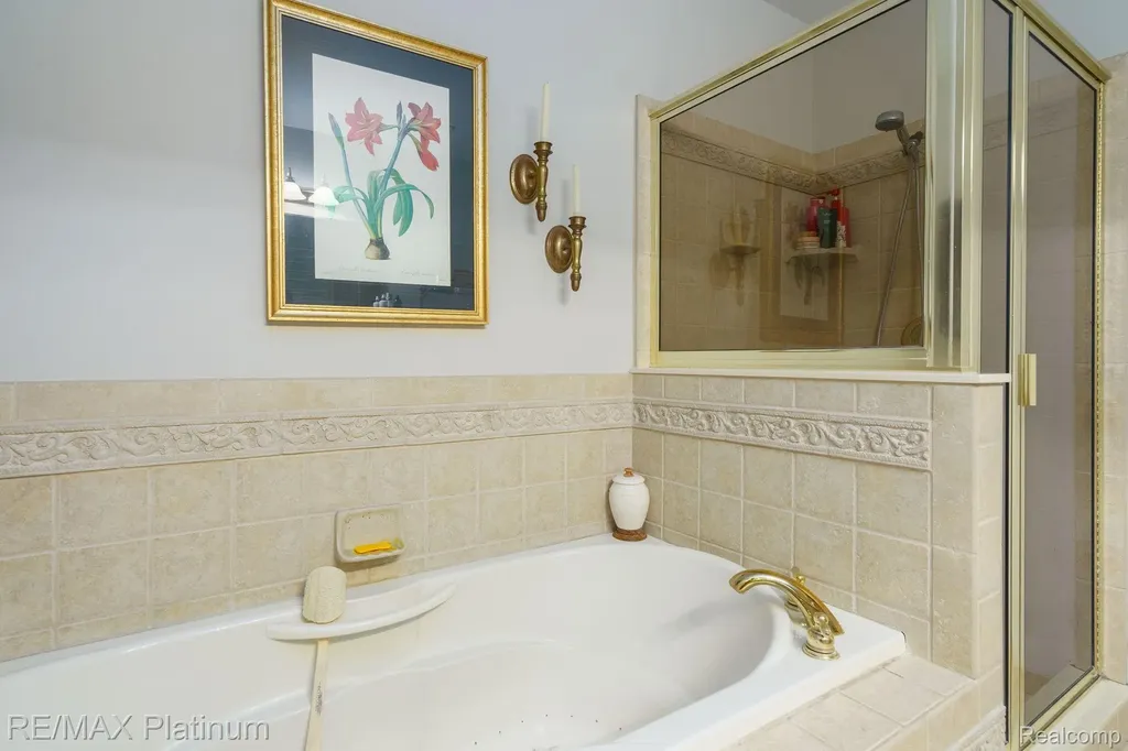 206 E Liberty Street Milford Village MI 48381