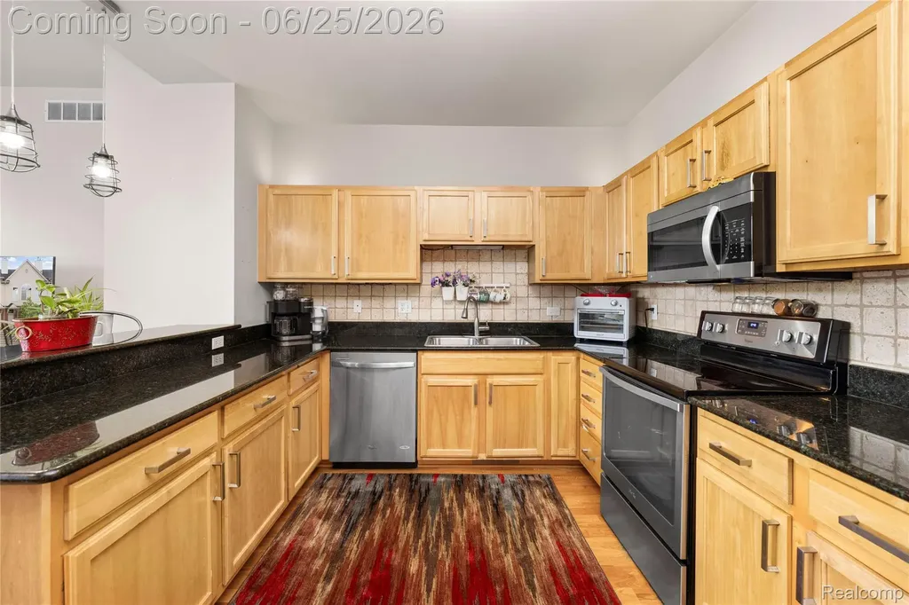 30695 Ardmore Court Novi City MI 48377