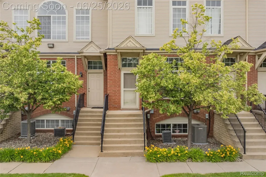 30695 Ardmore Court Novi City MI 48377