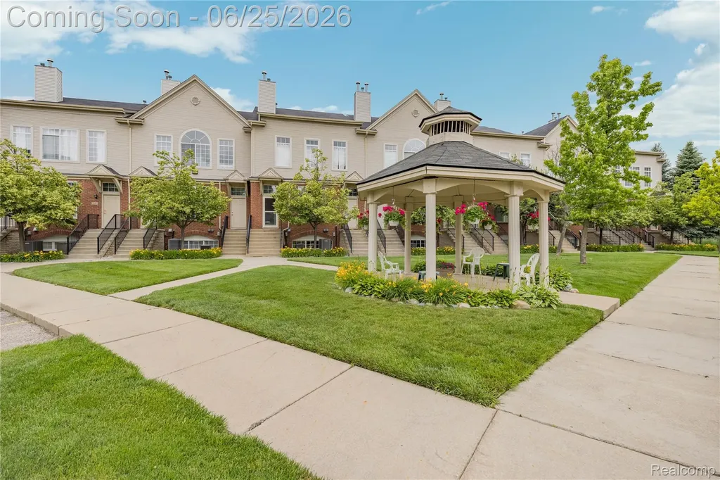 30695 Ardmore Court Novi City MI 48377