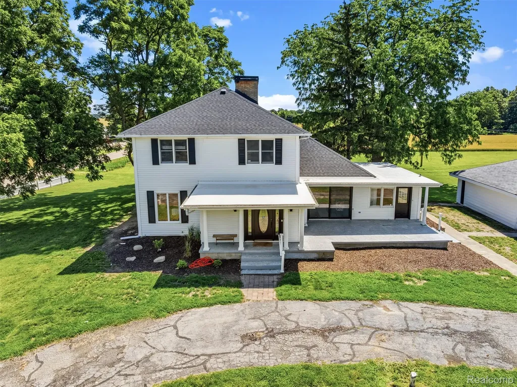5843 W Dewey Road Owosso Charter Township MI 48867