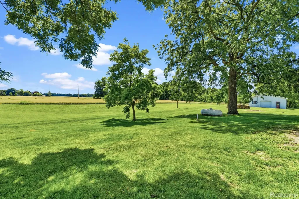 5843 W Dewey Road Owosso Charter Township MI 48867
