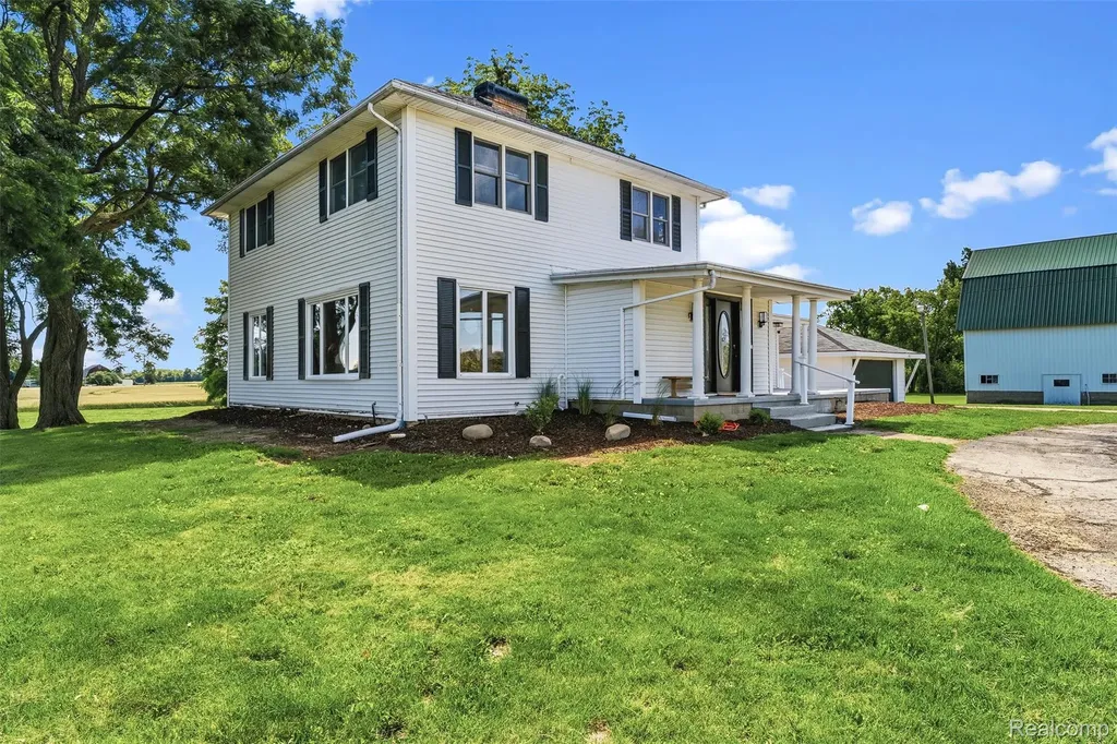 5843 W Dewey Road Owosso Charter Township MI 48867