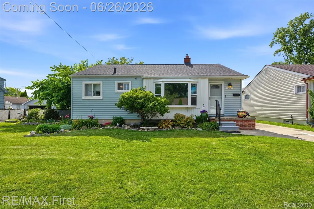 25709 Cubberness Street St. Clair Shores City MI 48081