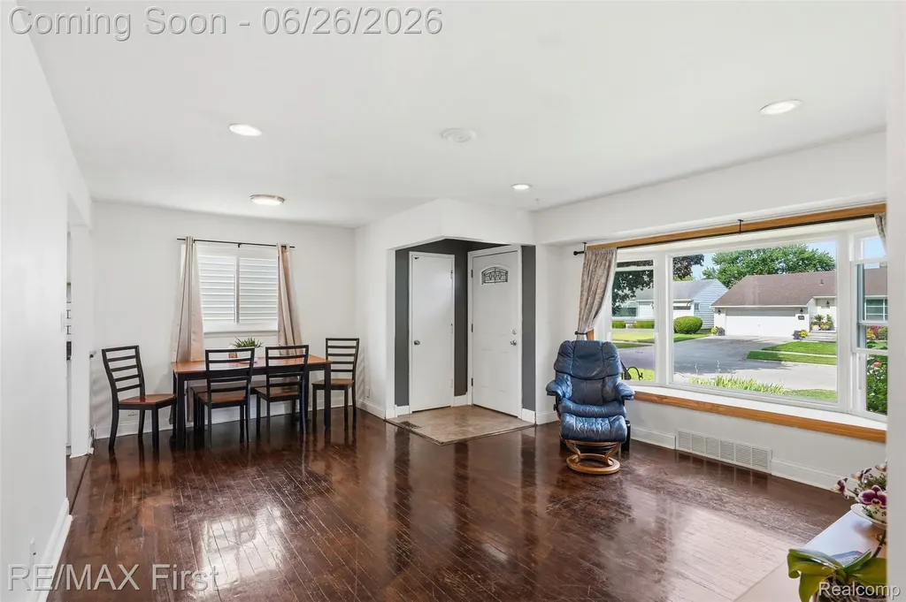 25709 Cubberness Street St. Clair Shores City MI 48081