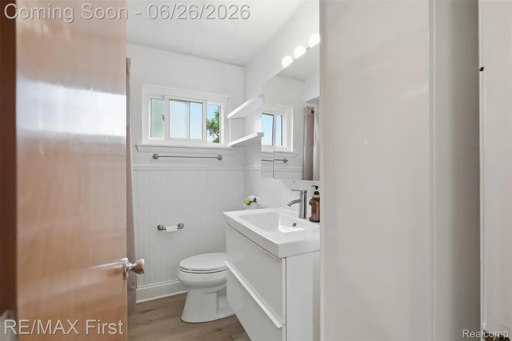 25709 Cubberness Street St. Clair Shores City MI 48081