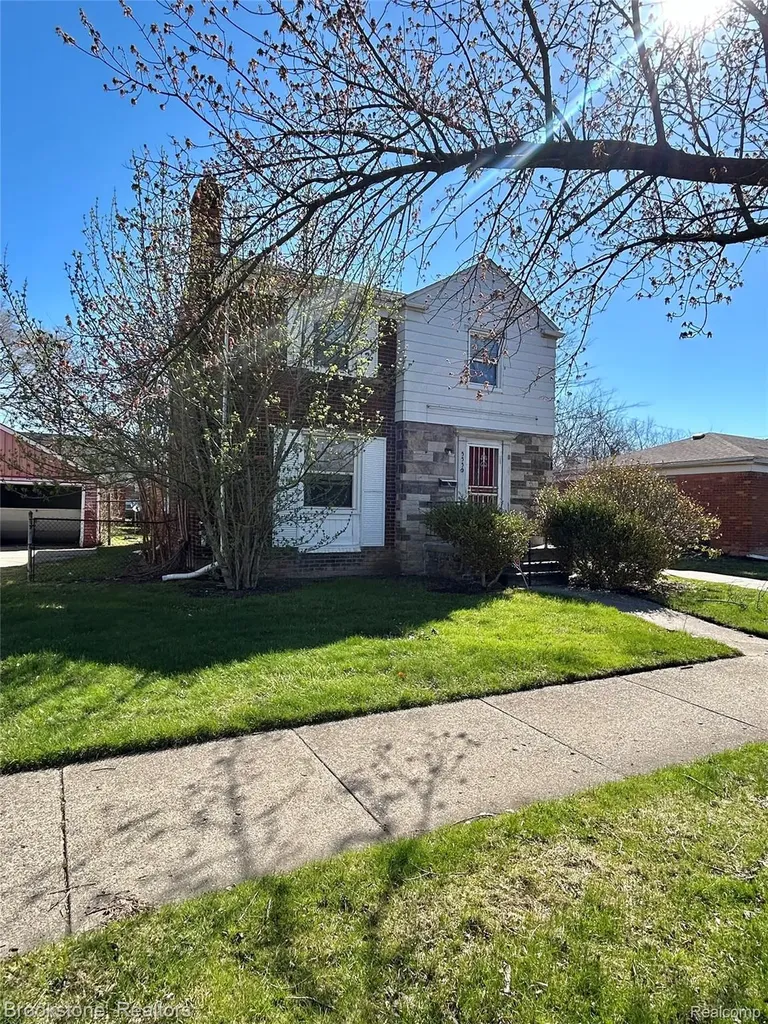5556 Cadieux Road Detroit City MI 48224