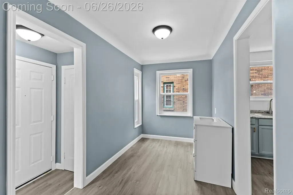 8310 Whitcomb Street Detroit City MI 48228