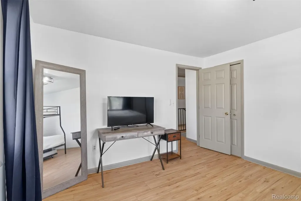 5843 W Dewey Road Owosso Charter Township MI 48867