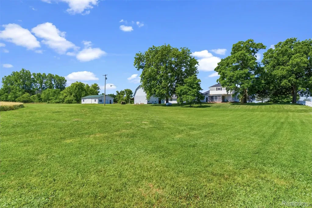 5843 W Dewey Road Owosso Charter Township MI 48867