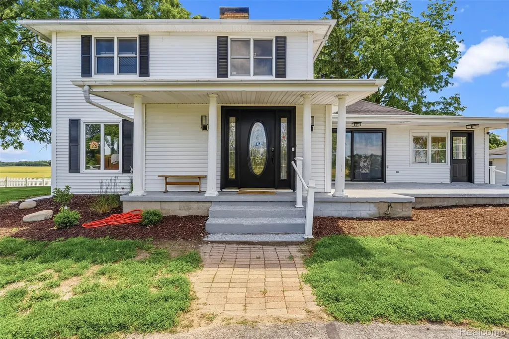 5843 W Dewey Road Owosso Charter Township MI 48867