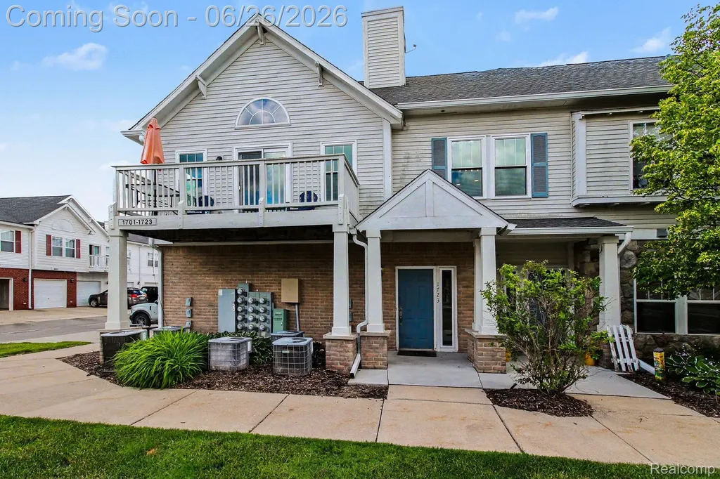 1723 Welland Street Howell City MI 48855