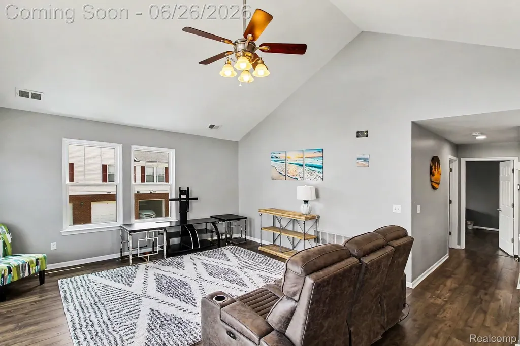 1723 Welland Street Howell City MI 48855