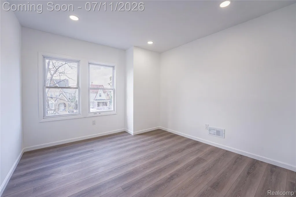 3303 Lawrence Street Detroit City MI 48206