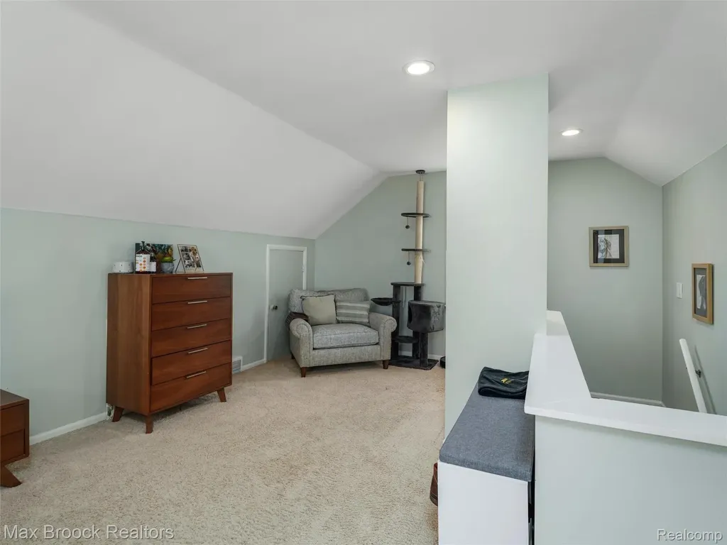 1201 Cole Street Birmingham City MI 48009
