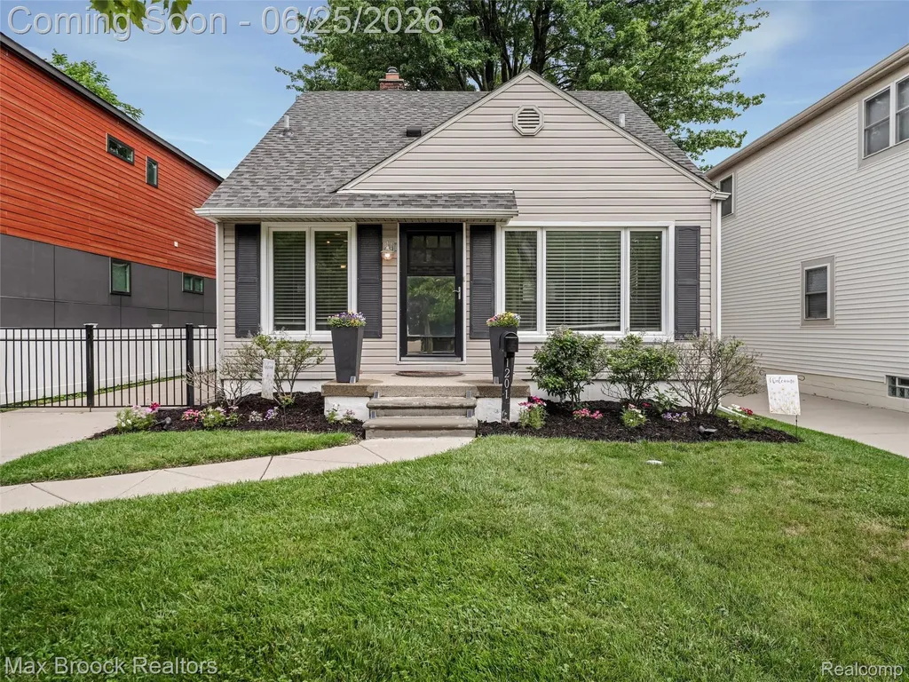 1201 Cole Street Birmingham City MI 48009
