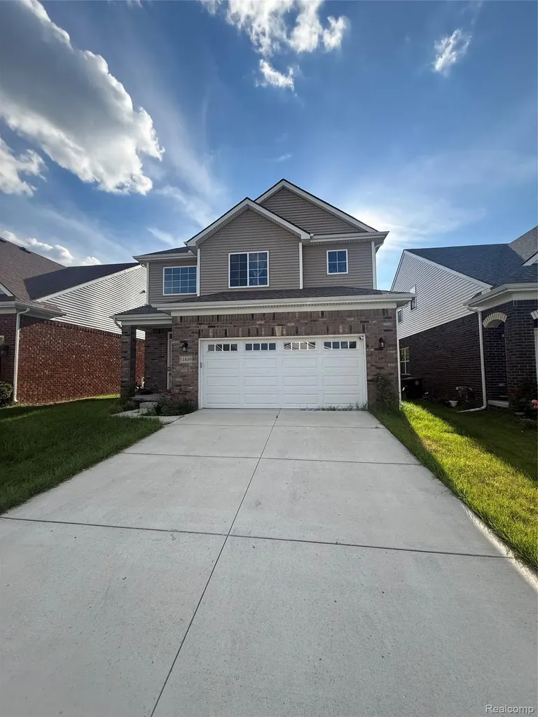 11849 Hines Place Drive Livonia City MI 48150