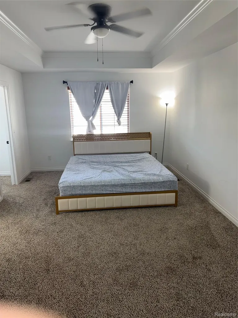 11849 Hines Place Drive Livonia City MI 48150