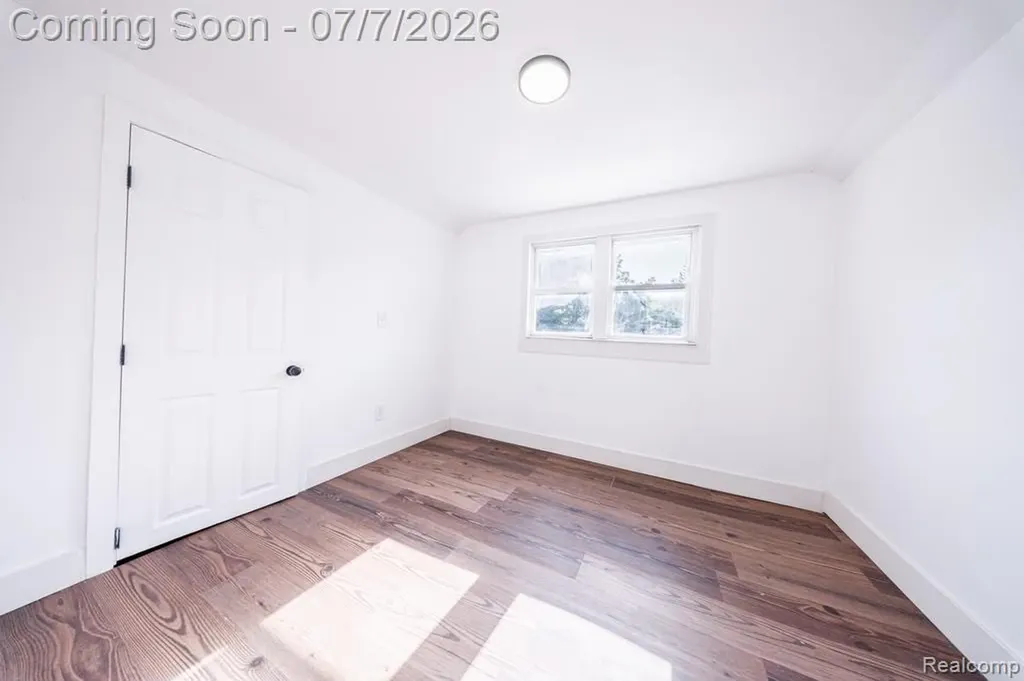 18486 Trinity Street Detroit City MI 48219