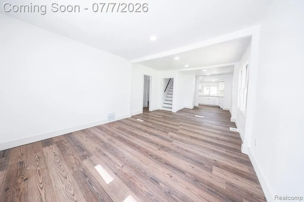 18486 Trinity Street Detroit City MI 48219