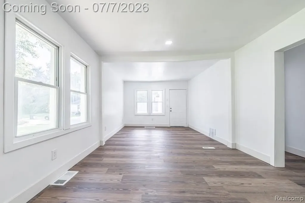18486 Trinity Street Detroit City MI 48219