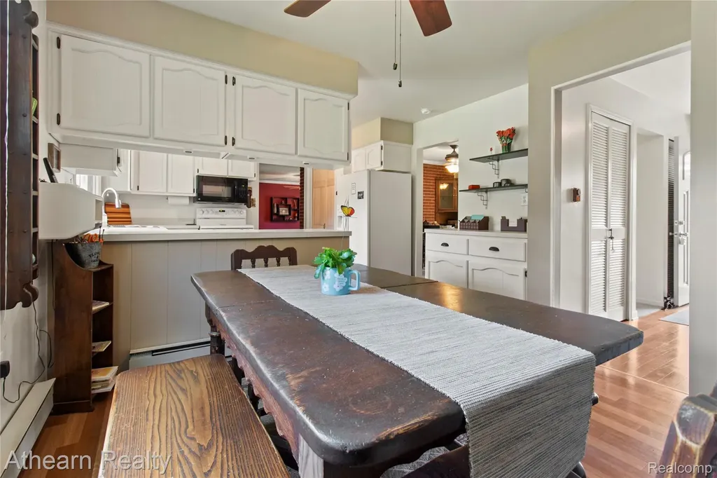 12427 Foley Road Tyrone Township MI 48430