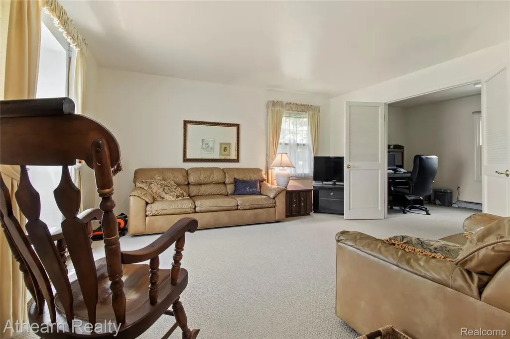 12427 Foley Road Tyrone Township MI 48430