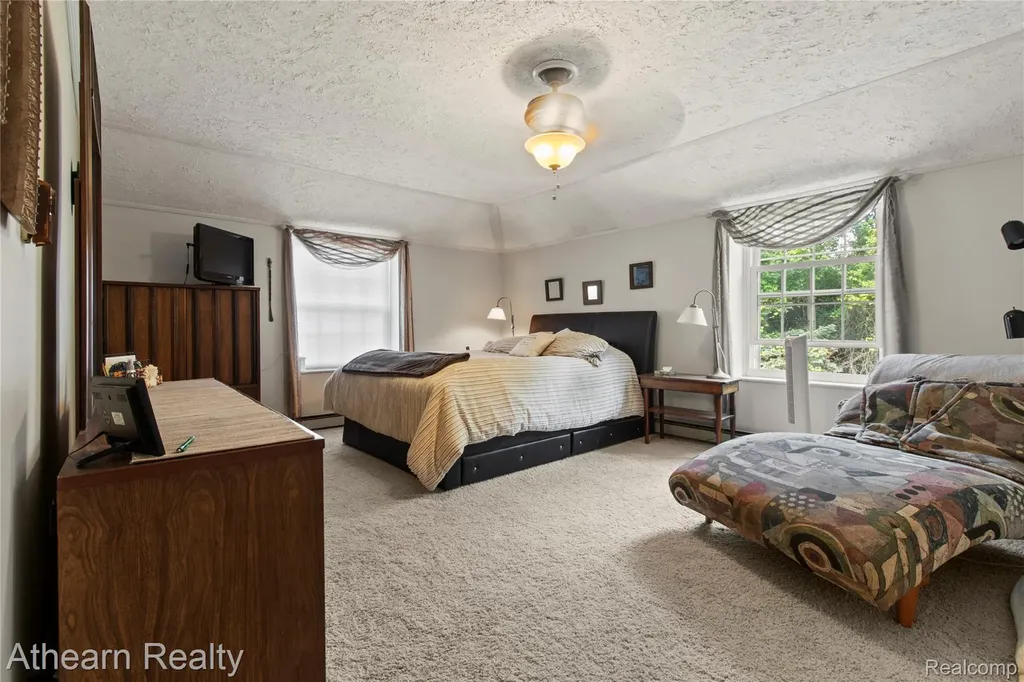 12427 Foley Road Tyrone Township MI 48430