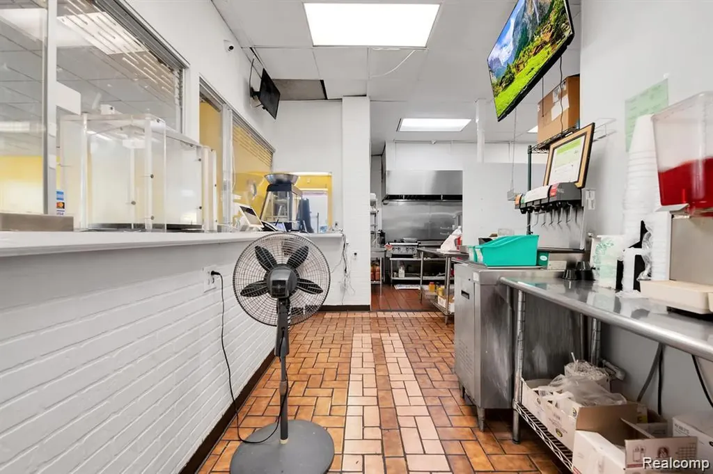 15535 W Mcnichols Road Detroit City MI 48235