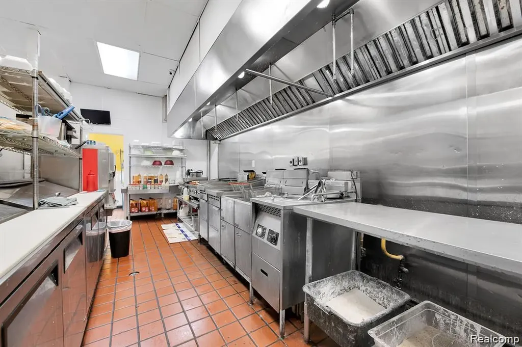 15535 W Mcnichols Road Detroit City MI 48235