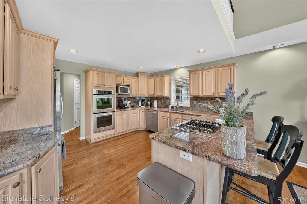 9880 Boulder Court Springfield Charter Township MI 48350