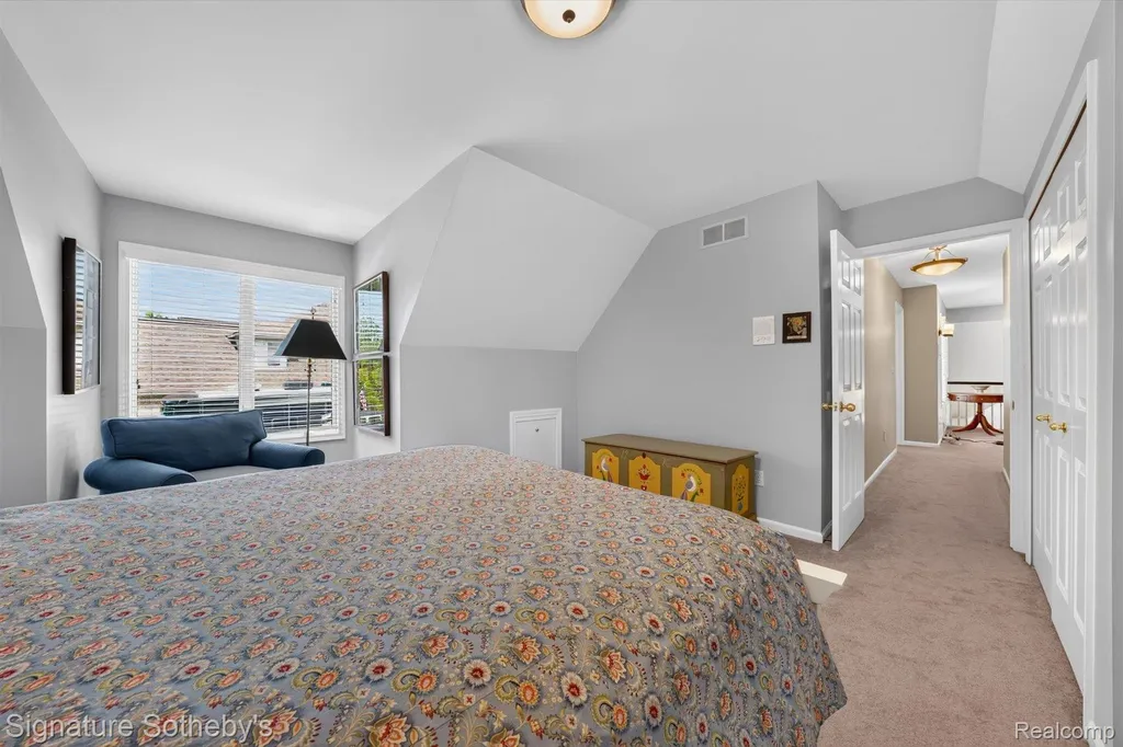 9880 Boulder Court Springfield Charter Township MI 48350