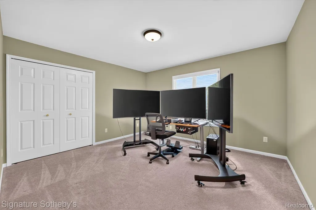 9880 Boulder Court Springfield Charter Township MI 48350
